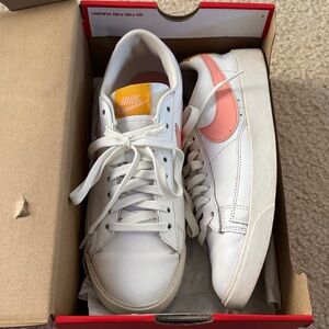 Nike White and Peach Women's Sneakers